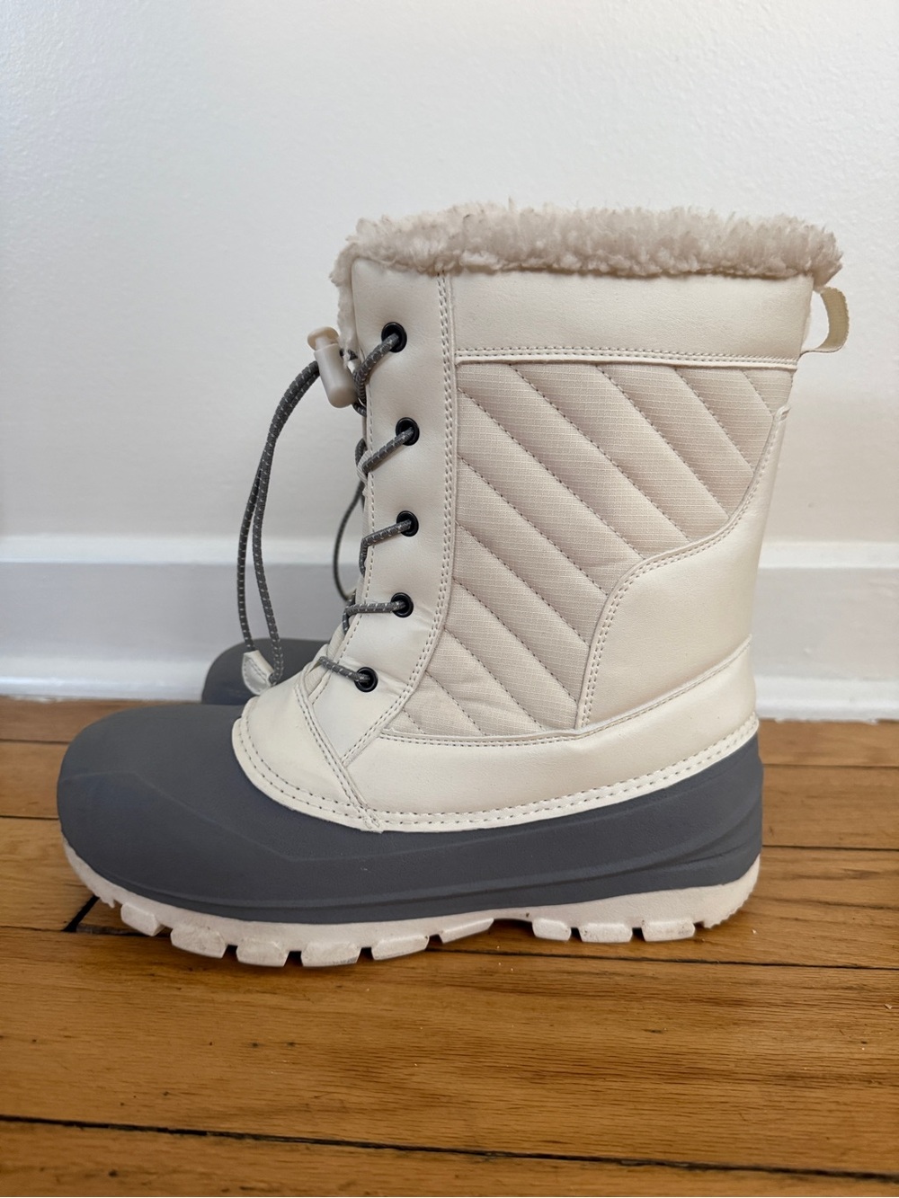Thermolite EcoMode Winter Snow Boots Size 6 Faux Fur Insulated Ivory/White Gray